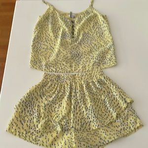 Skort/short yellow flower set by heirloom.  Excellent like new condition.